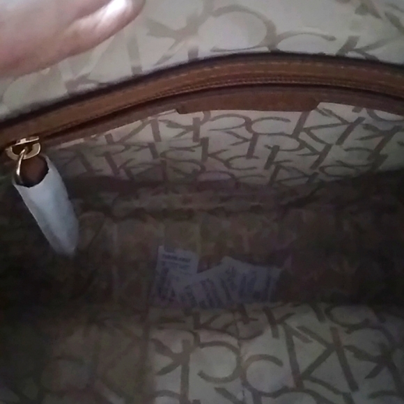 NWT CALVIN KLEIN PURSE - Picture 4 of 11